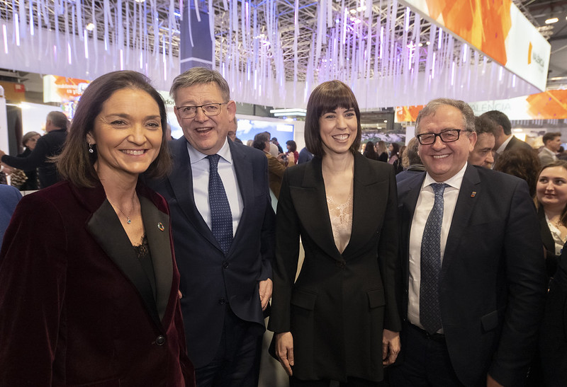 52637149818_d8d2fa7401_c