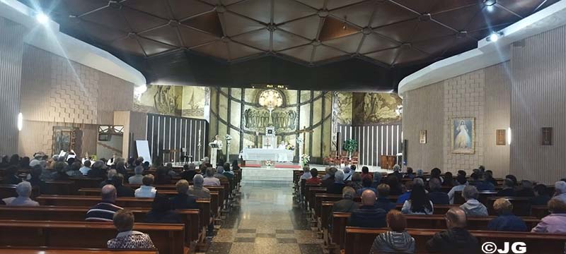 711e5b98-df18-4df6-8f20-d8b219dd68e6