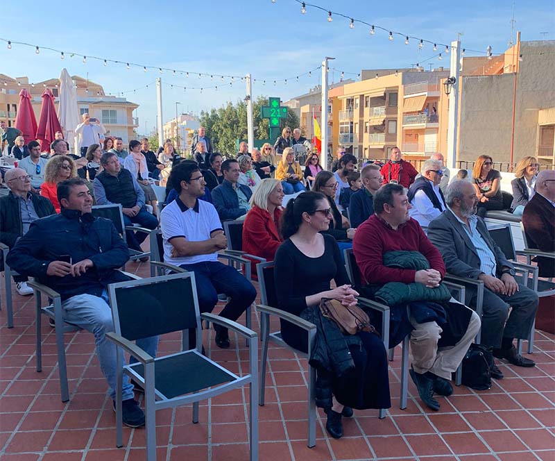 b4d34885-9ff0-4726-a1e0-f770dd83ecee