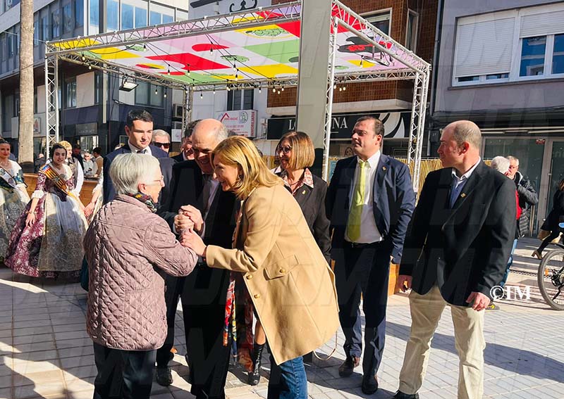 54c7f9c8-459d-4c54-b68f-2b0bf22930d8