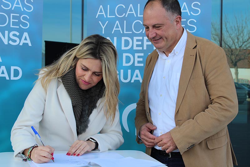 Presidenta provincial PPCS y secretario general