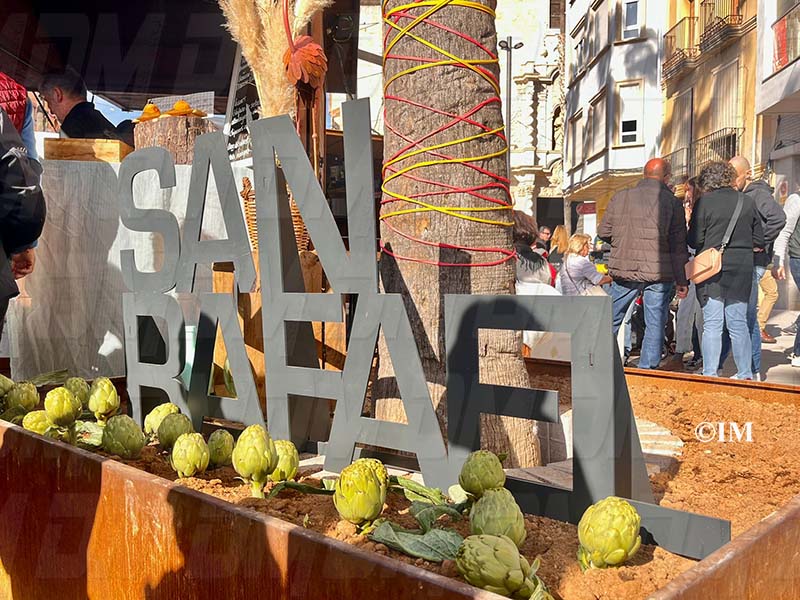 bdde2832-4923-4c32-8f8b-2e406aa1812f