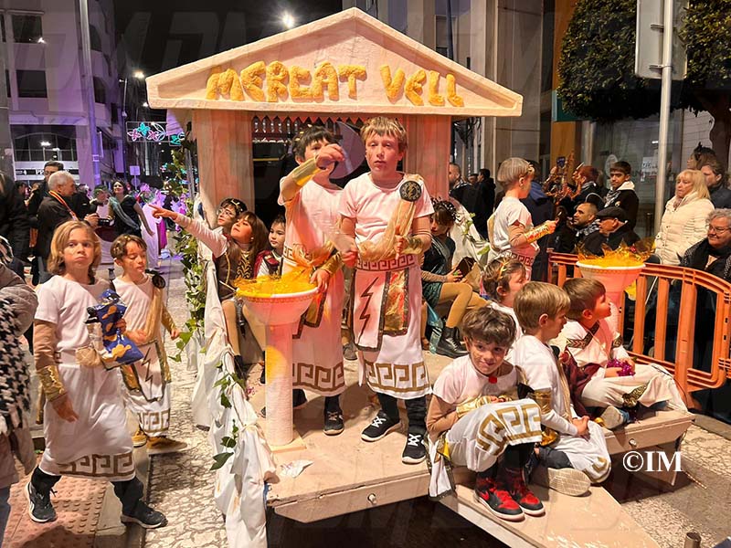 bf054cc5-3abd-47d6-b1a0-963f4c5a4a3bjpg92