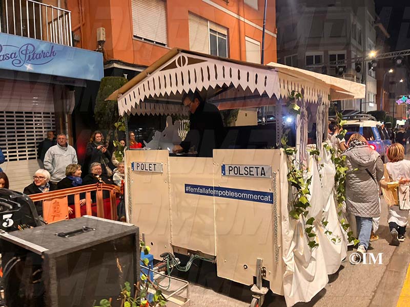 ee069395-46b1-4cbe-a861-7c29cdbec454jpg112