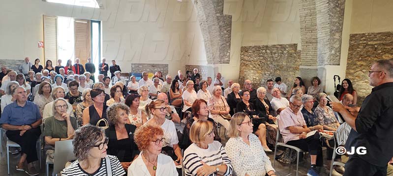 5C80EAC5-547F-4F61-8F6A-D032C72C9404