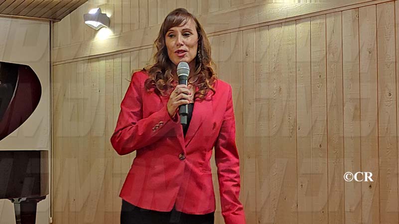 41cbb9f3-b0e6-4c03-b40a-704879ed4800