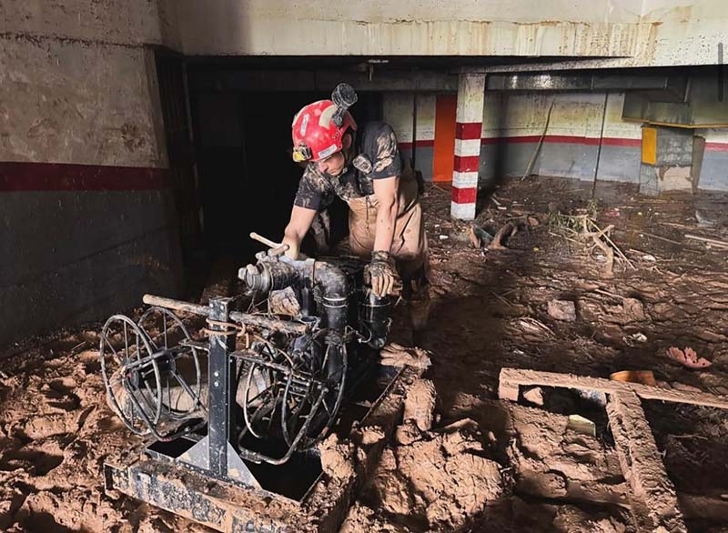 6ffca90e-72bd-4f01-a4d8-5a24fad56d28