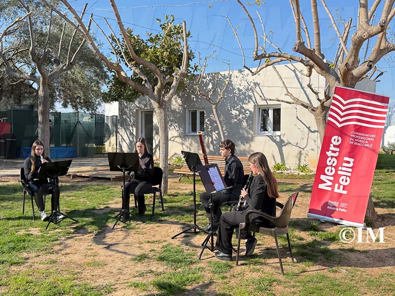 c9e253e7-bdcf-42b1-93b9-a1815ba74180