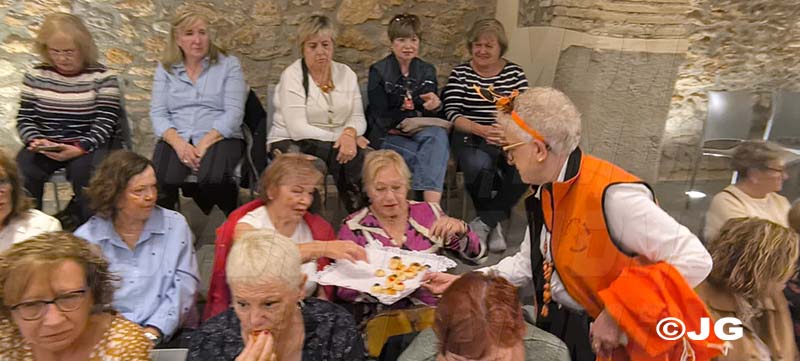 39fae712-09b7-4ae7-9569-ba9a0e8a4bff301025jpg1030301025