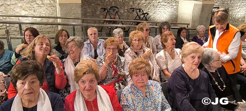 df98fc61-1826-4685-af25-d54ff0b717f1301025jpg1030301025