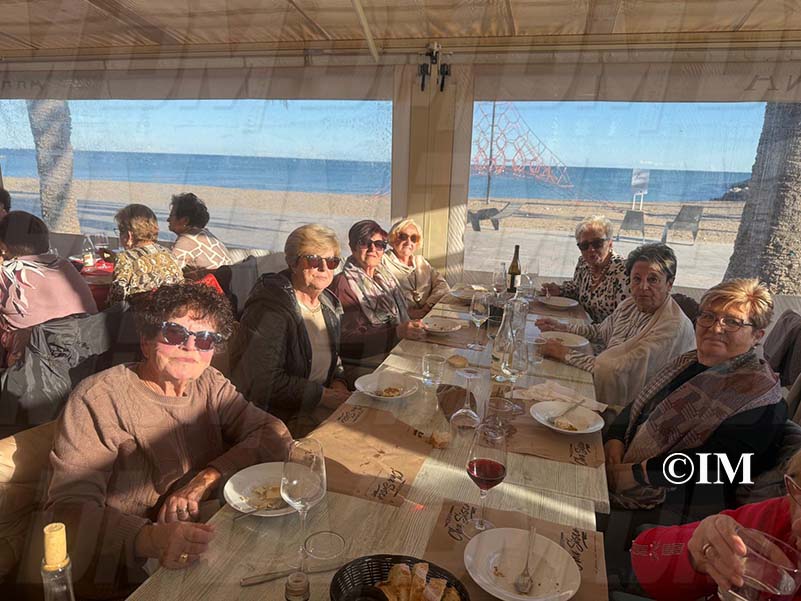 a63db338-c96f-46c9-8dac-77c765d4990e