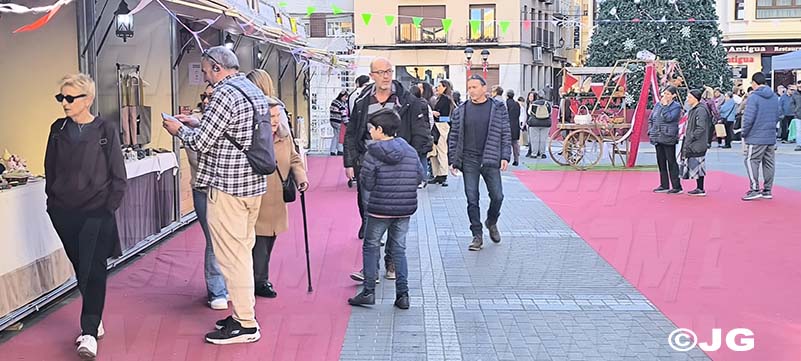 06ccdc7d-f7b7-4c4b-93e2-a8507b5d3aec