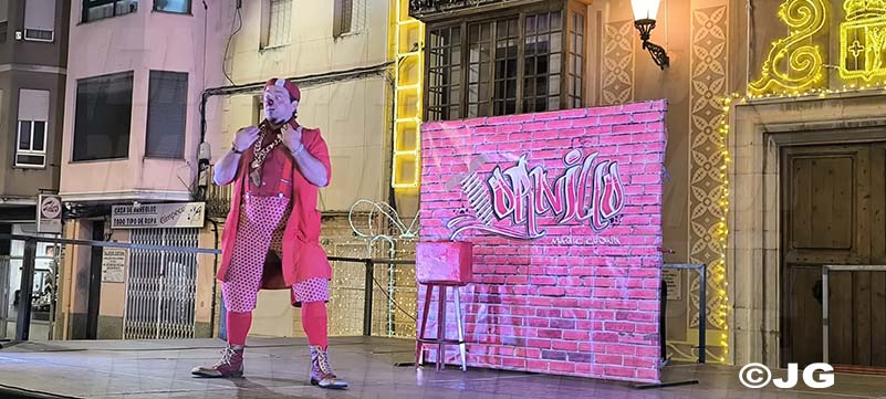 61ae83ef-a7ae-4a19-bfd9-e8e3ffcb294e