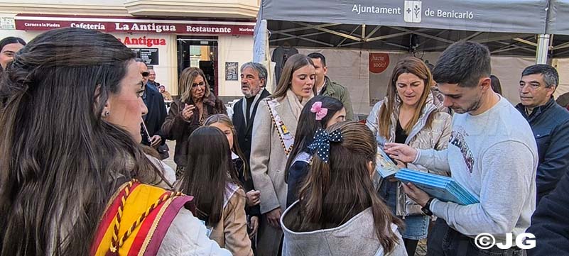 74c29811-ef83-4abf-8295-a09f5877c9e9