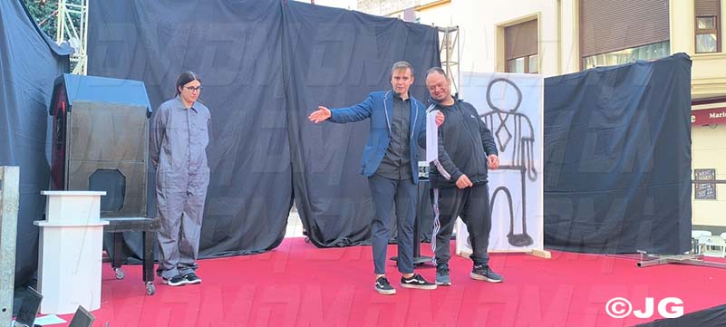 d9eeb1c2-b3e4-4e8e-b53f-dd8729f27316