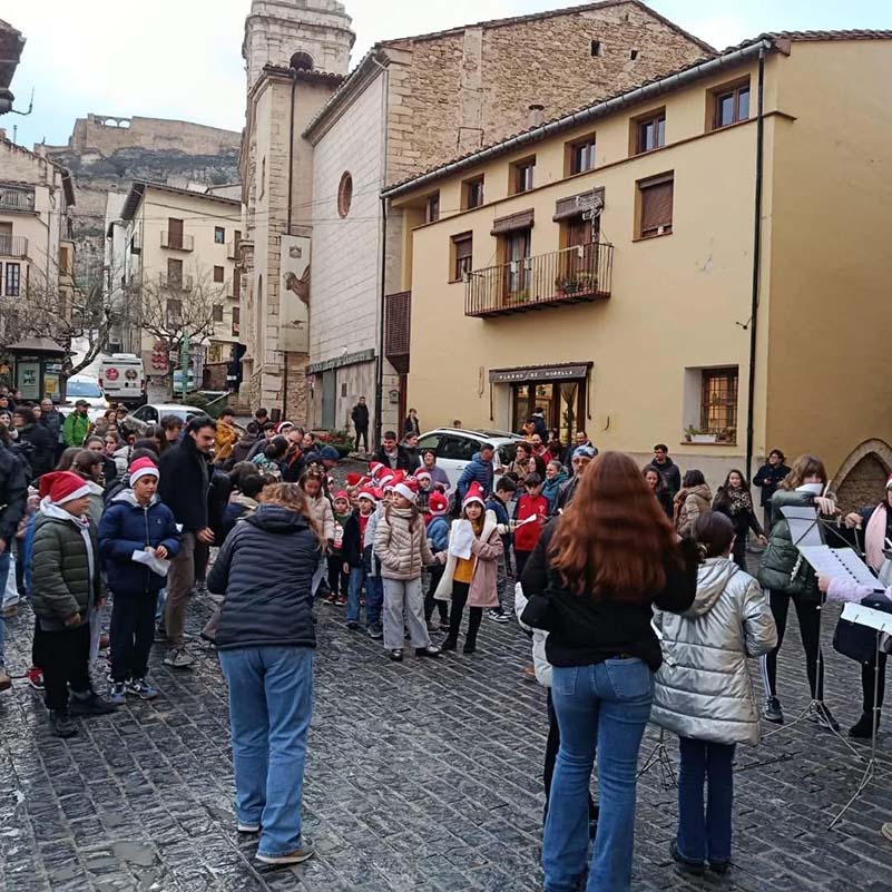 f6dc4f2e-b604-4a2e-ba66-58382160fb5c