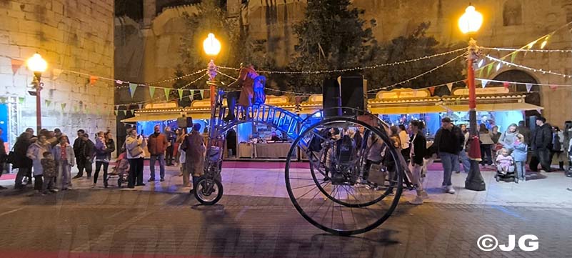 fd4a3a9b-a608-46b1-a5a5-3ce44d95ed2a