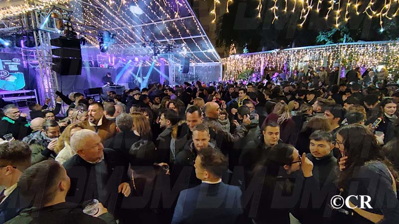 5f90b39a-673c-41d0-a4e7-98f0352907d4