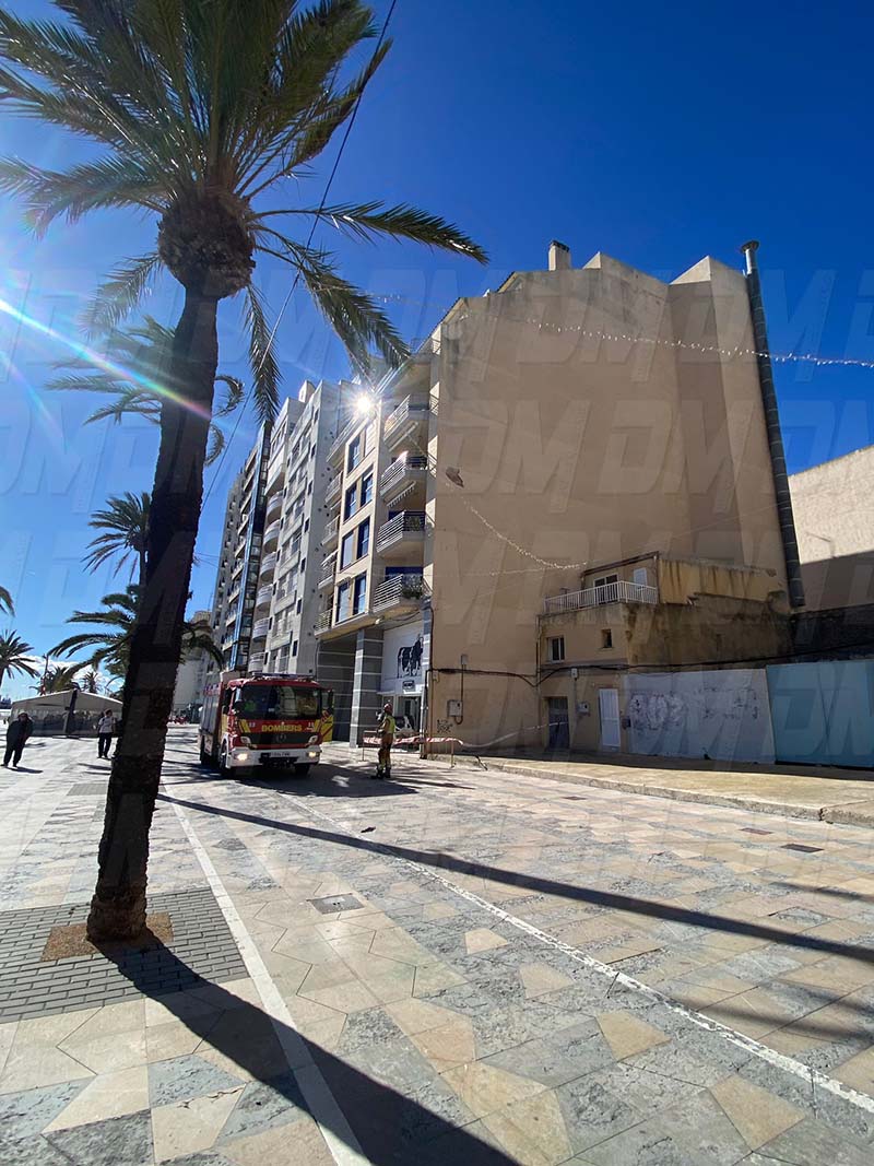 742f940b-39e3-43c5-a1cb-738e942a6458