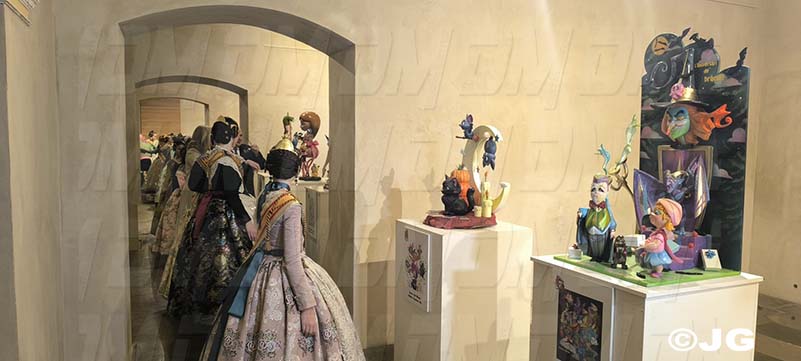 8ab75aaf-f243-4a74-abdd-4d0583700c81