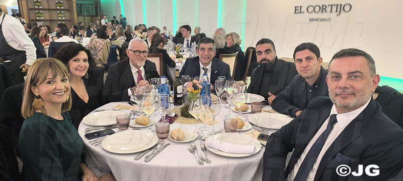 adeaf041-2c48-483e-9969-6421484b4efa