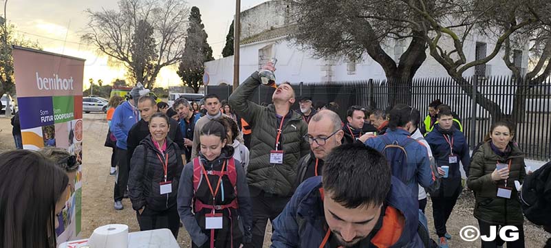 2d91162e-8c92-464c-8a17-418c1e9bdd5e