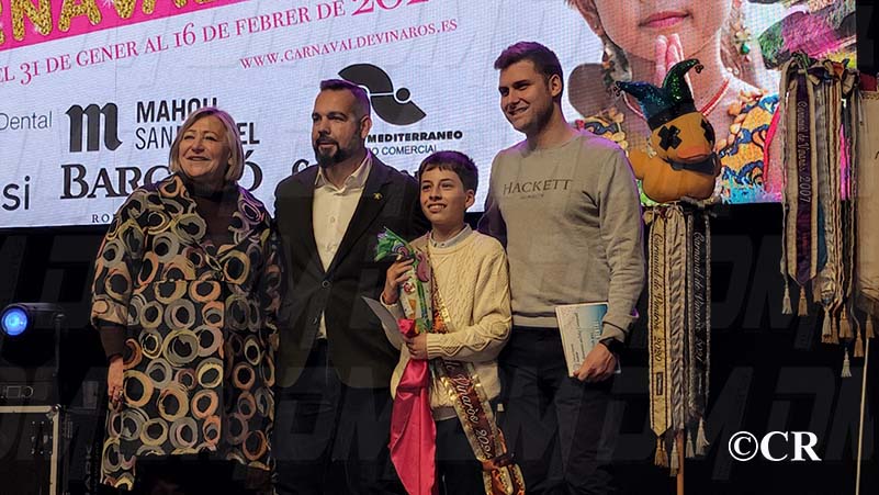 I Sense Un Duro - Hugo Vidal Calabuig