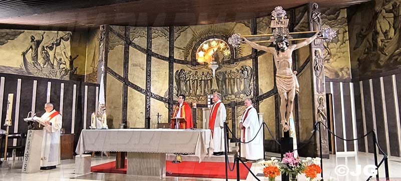 15f497e8-a915-4e1c-83c2-b48d1a485112