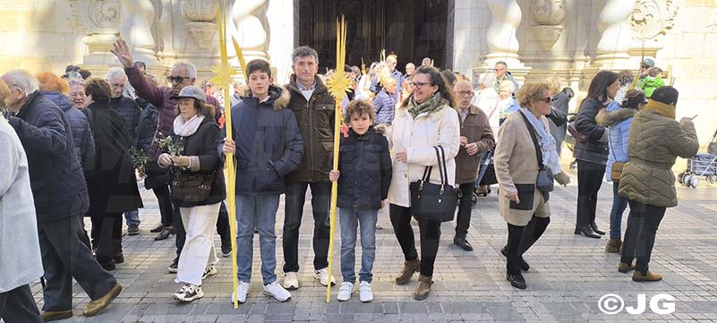 313d47ef-06ef-4d80-9dab-605348975dd6