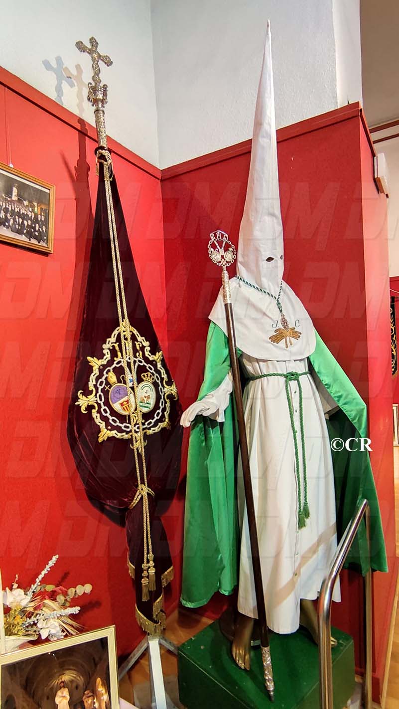 40c37b3f-bbc5-4130-be93-fa38e8fbd366