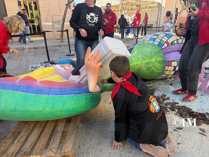 a7f0de3a-194e-41b1-b7b8-b54fe6134aca