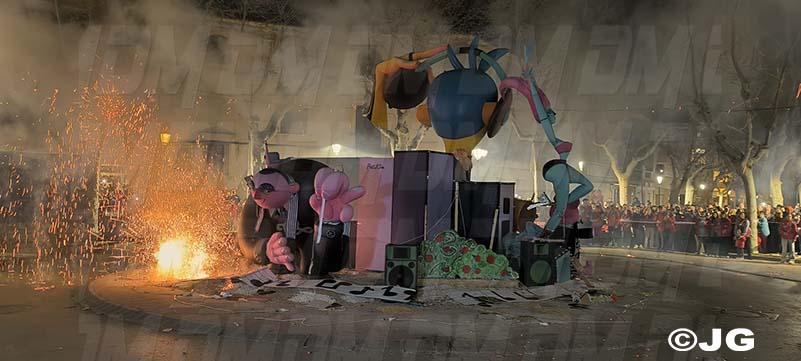 abbd1c69-4657-4b2b-8746-3f31e1312322