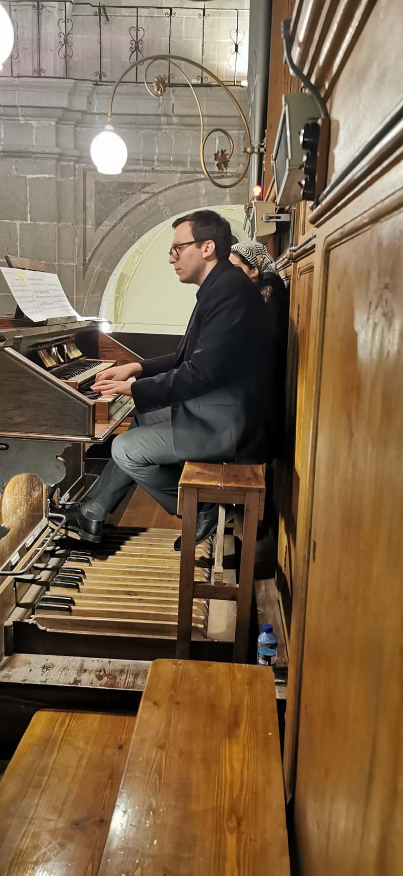 b2b9f9ac-8df5-48e3-9b20-8c75745b4008