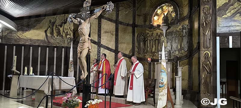 fefbd320-780d-4ad4-9f27-be116b7940ca