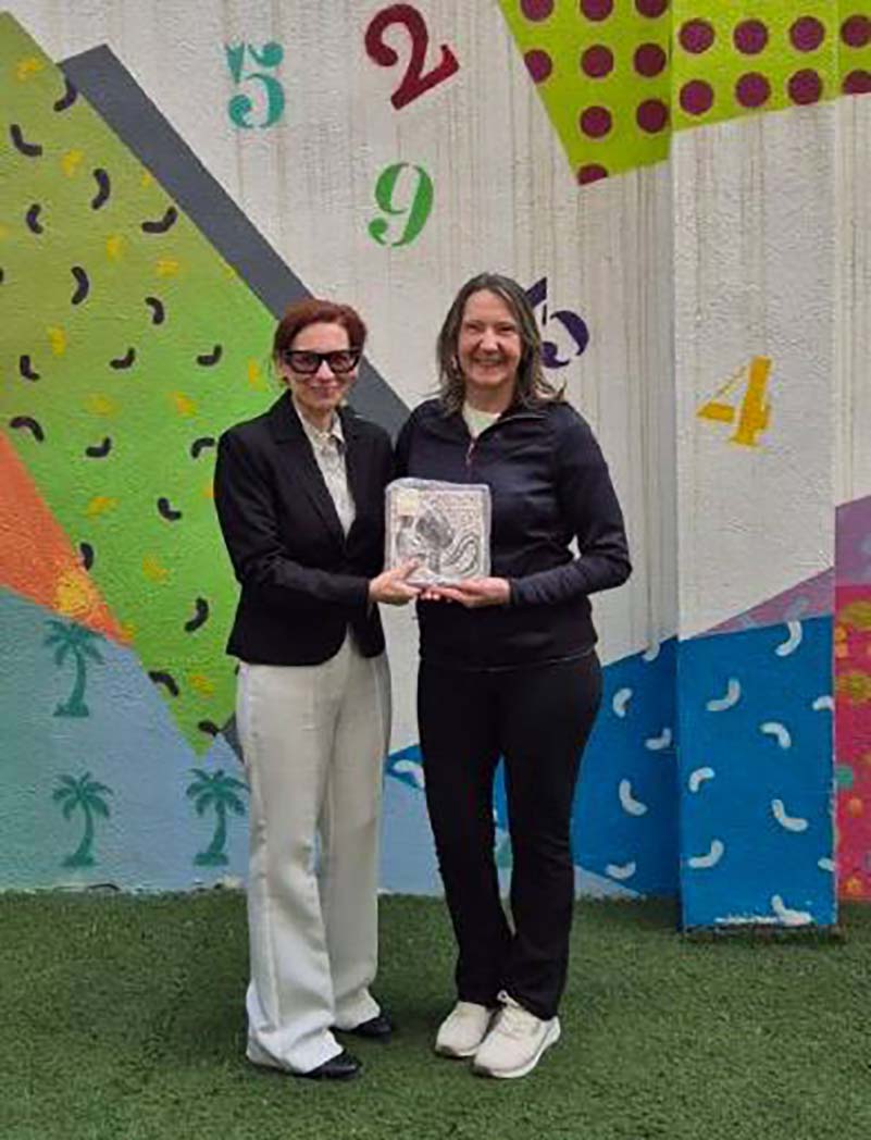 photo_5890728924608663067_x