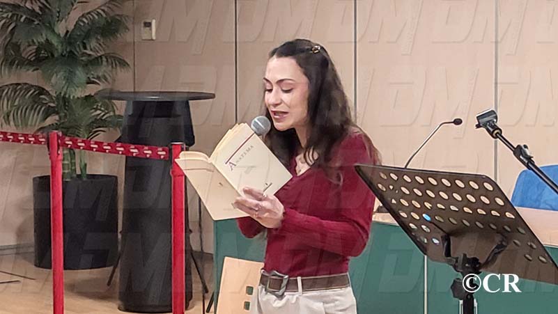 Aina Garcia (Poetessa Invitada) - Poemes de Manel Garcia Grau: