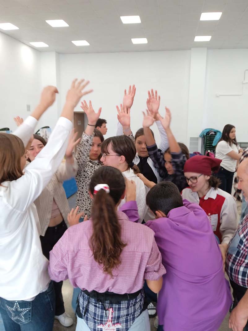 0f0ea544-d273-4be6-a7a6-c132f7dadb1e