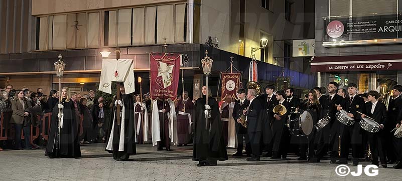 28da84bf-bfc3-4ce5-8273-ff298d0d972e