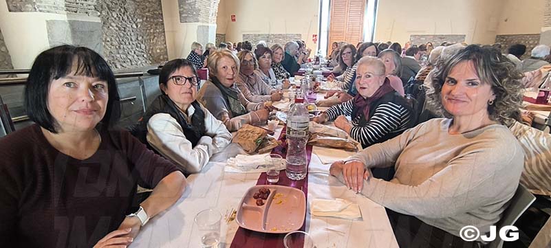 41049b72-8d0d-4576-b787-6150bd6a6866