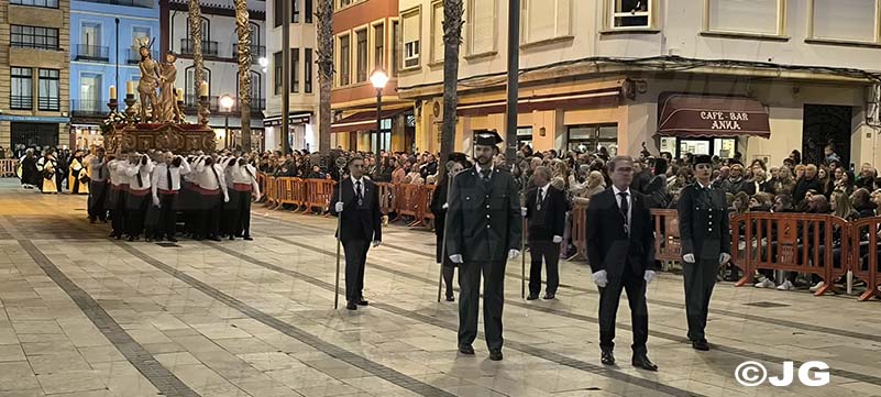 7e4b4e5e-da4a-4d15-b8e4-23cefaff759e