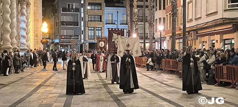 94b8c2fc-800c-4e77-b94e-707565ff45b1