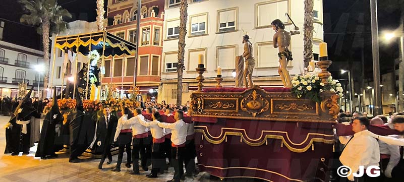 a90a1f39-9e77-48b6-b506-b57686486837