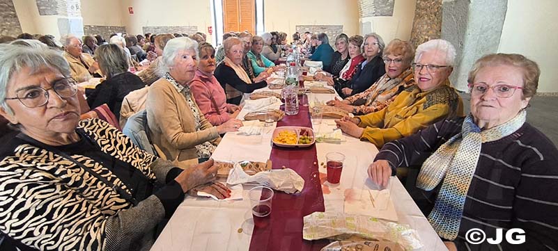 b0e23553-e4f2-4c63-8250-18ac3a43bfc5