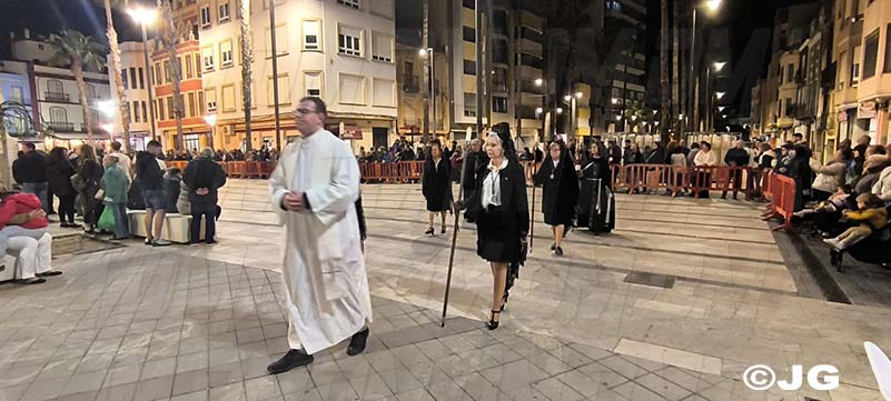 b1dcc54a-6669-44dc-b933-b412b0902183