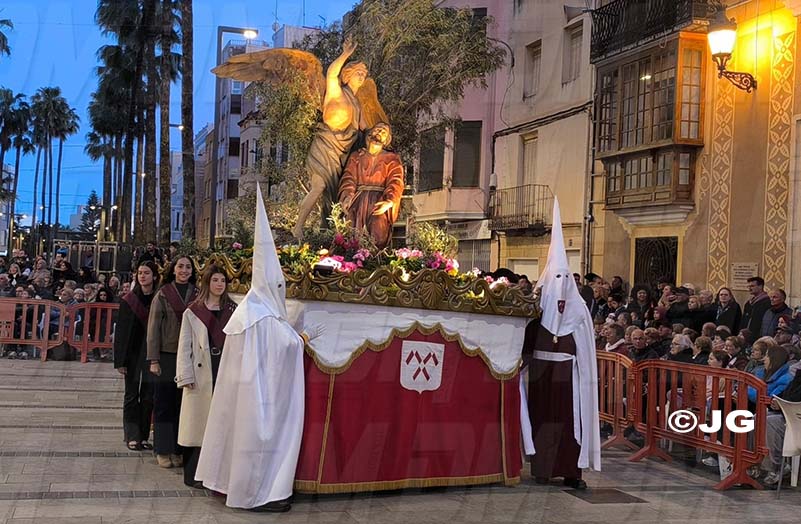 ead2716a-7f75-4a5d-a4ff-6b95b27680d7