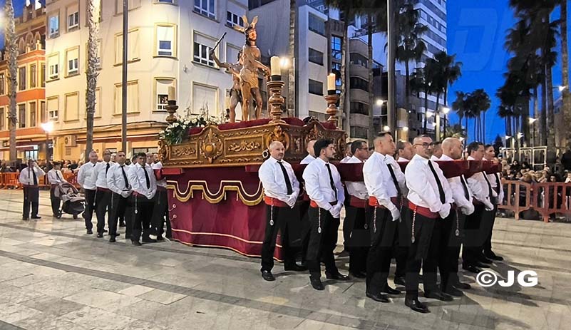 f4cbe9c4-68c5-46d4-a131-3cb8e43161ed