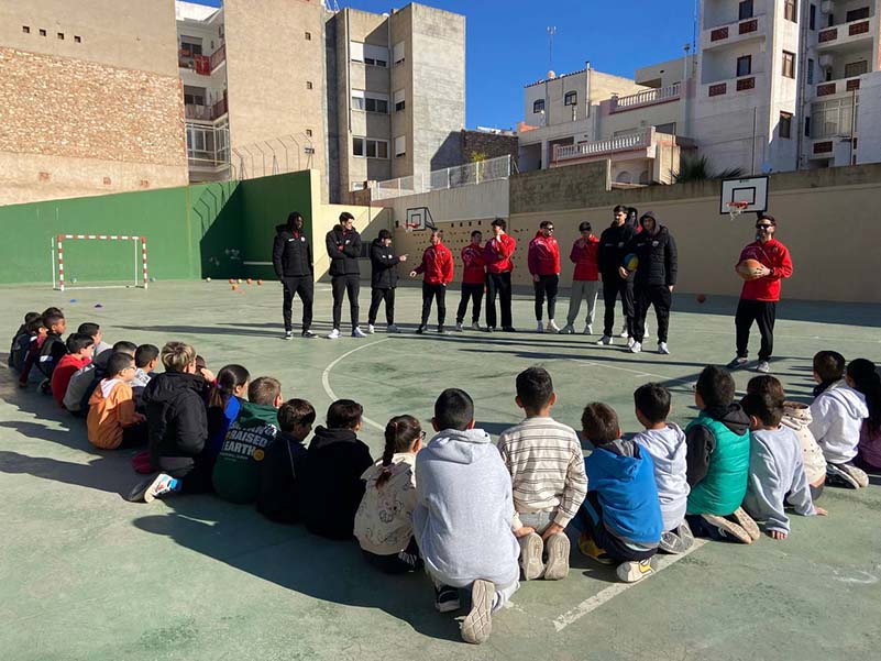 photo_5933908301009587639_y