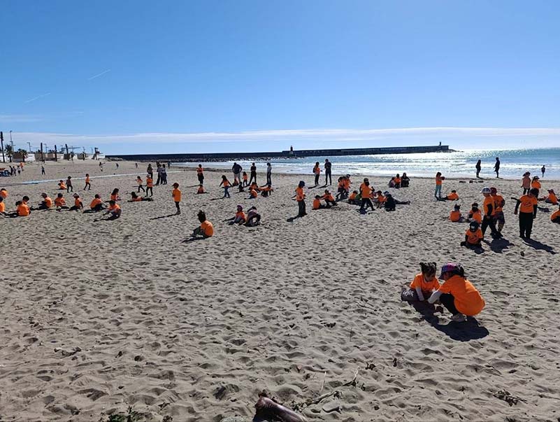 photo_5938093798179147219_y