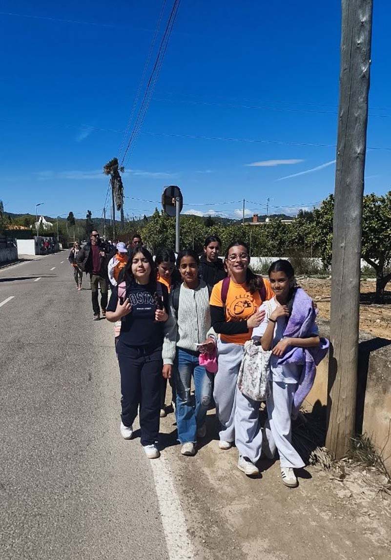 photo_5938093798179147222_y