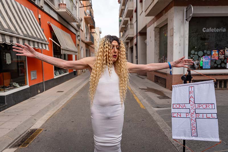 Mandy Romero_Via Crucis Via Lucem_3